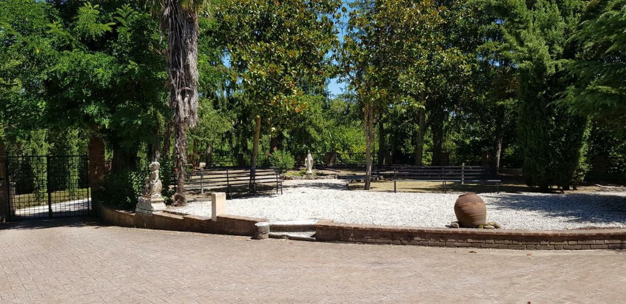 Convento Di San Martino In Crocicchio Ξενοδοχείο Ουρμπίνο Εξωτερικό φωτογραφία